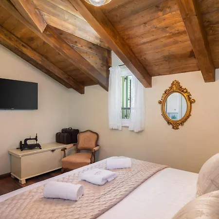 Villa Cavalleria Rusticana With Heated Pool And Vineyard *