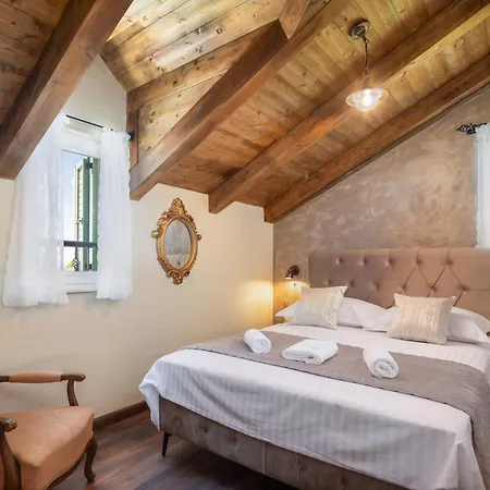 Villa Cavalleria Rusticana With Heated Pool And Vineyard Blizna Donja