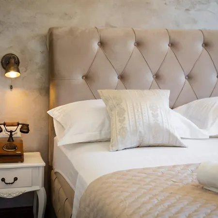 Cavalleria Rusticana With Heated Pool And Vineyard Villa *