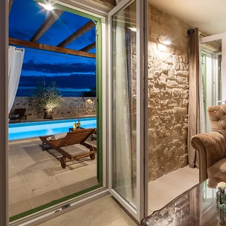 Cavalleria Rusticana With Heated Pool And Vineyard Blizna Donja