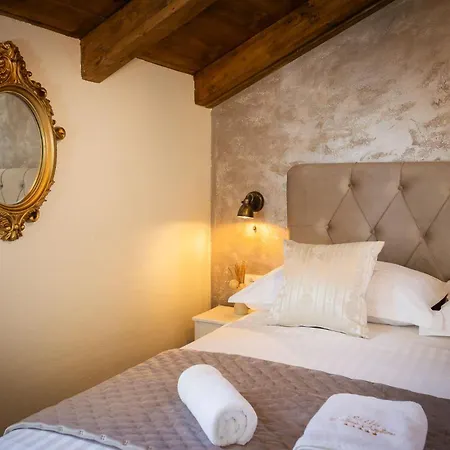 Villa Cavalleria Rusticana With Heated Pool And Vineyard *
