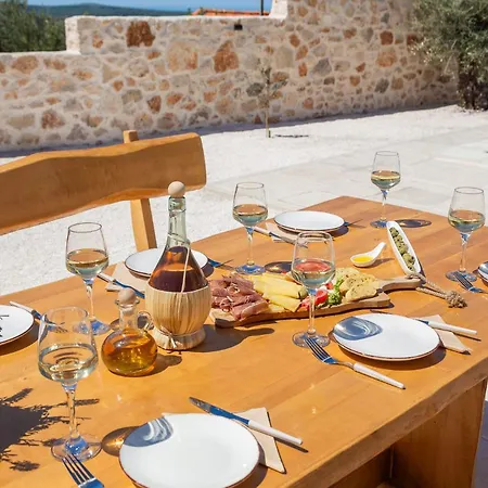 Cavalleria Rusticana With Heated Pool And Vineyard *